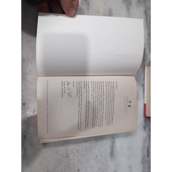 Karen Kinsbury Mixed Novel Bundle: Even Now, Red Gloves Collection & When Joy .. - Picture 6 of 11